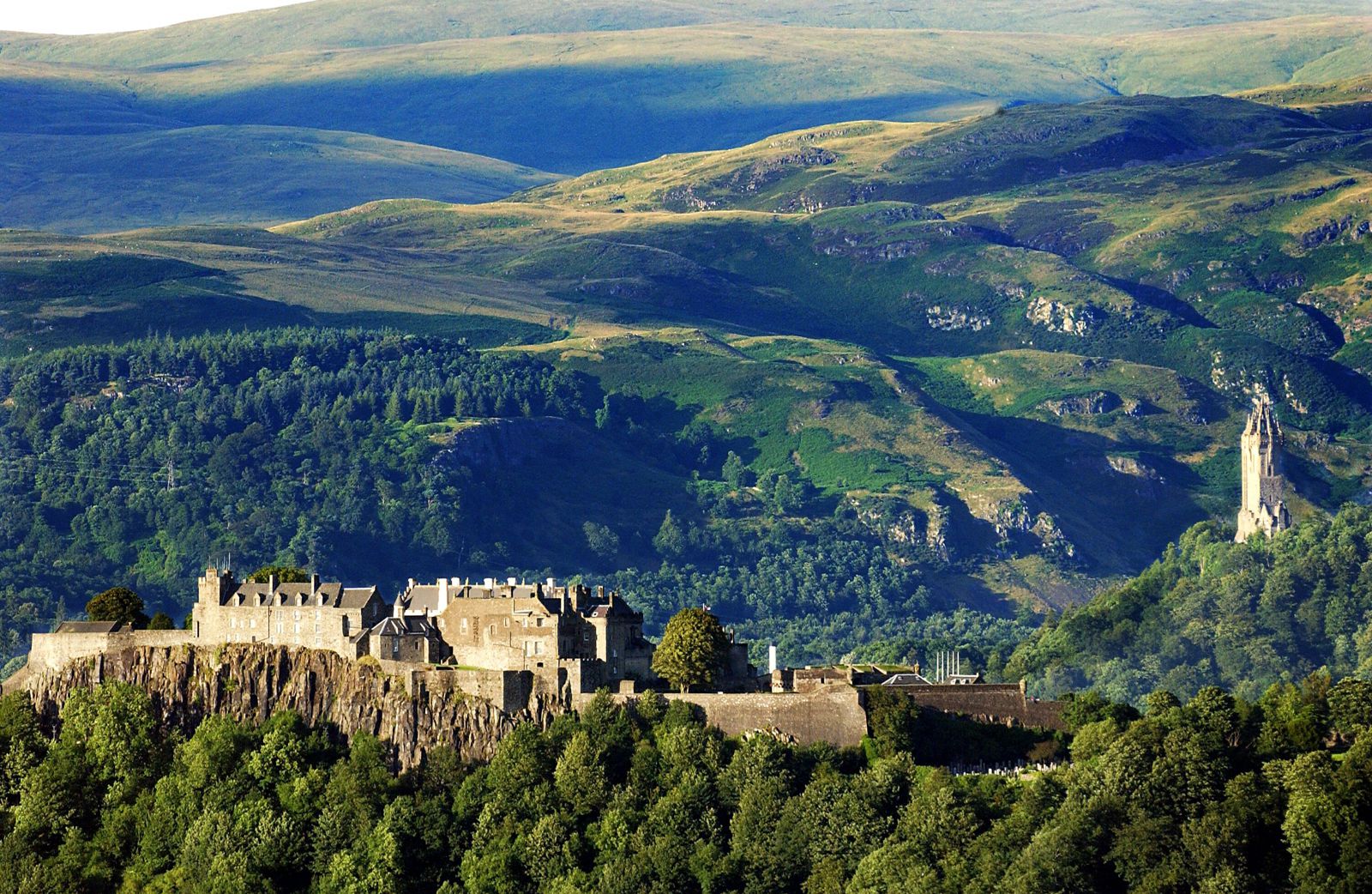 14 Fairy Tale Castles You Must Visit In Scotland - Hand Luggage Only ...