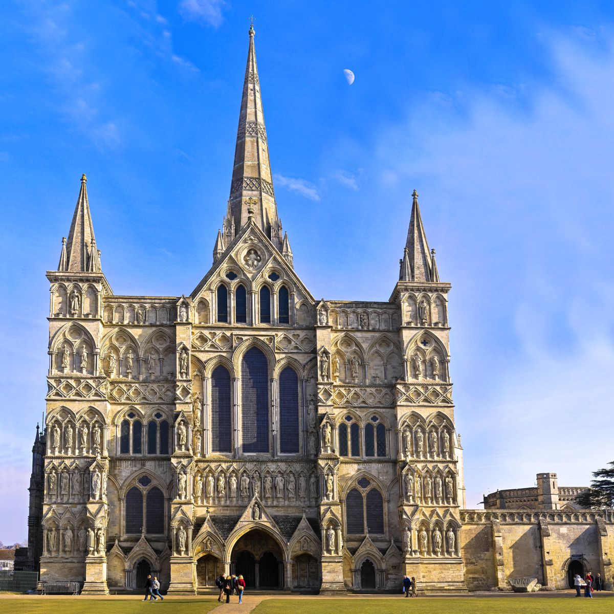 10 Stunning Gothic Architecture You Must See In The UK! - Hand Luggage ...