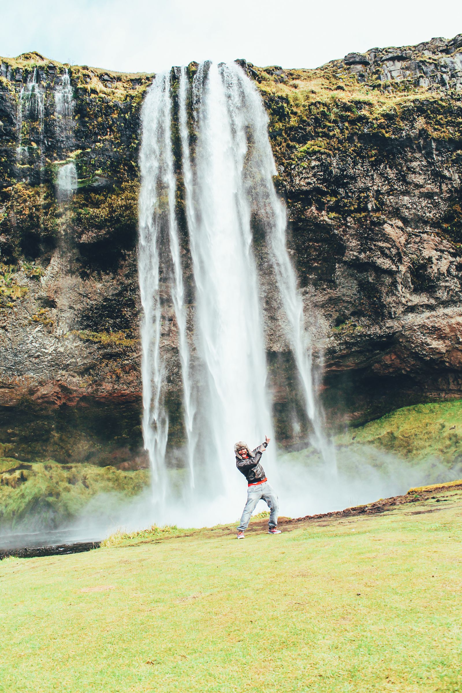 Amazing Waterfalls You Have To Visit In Southern Iceland A Walk Around Reykjavik Hand