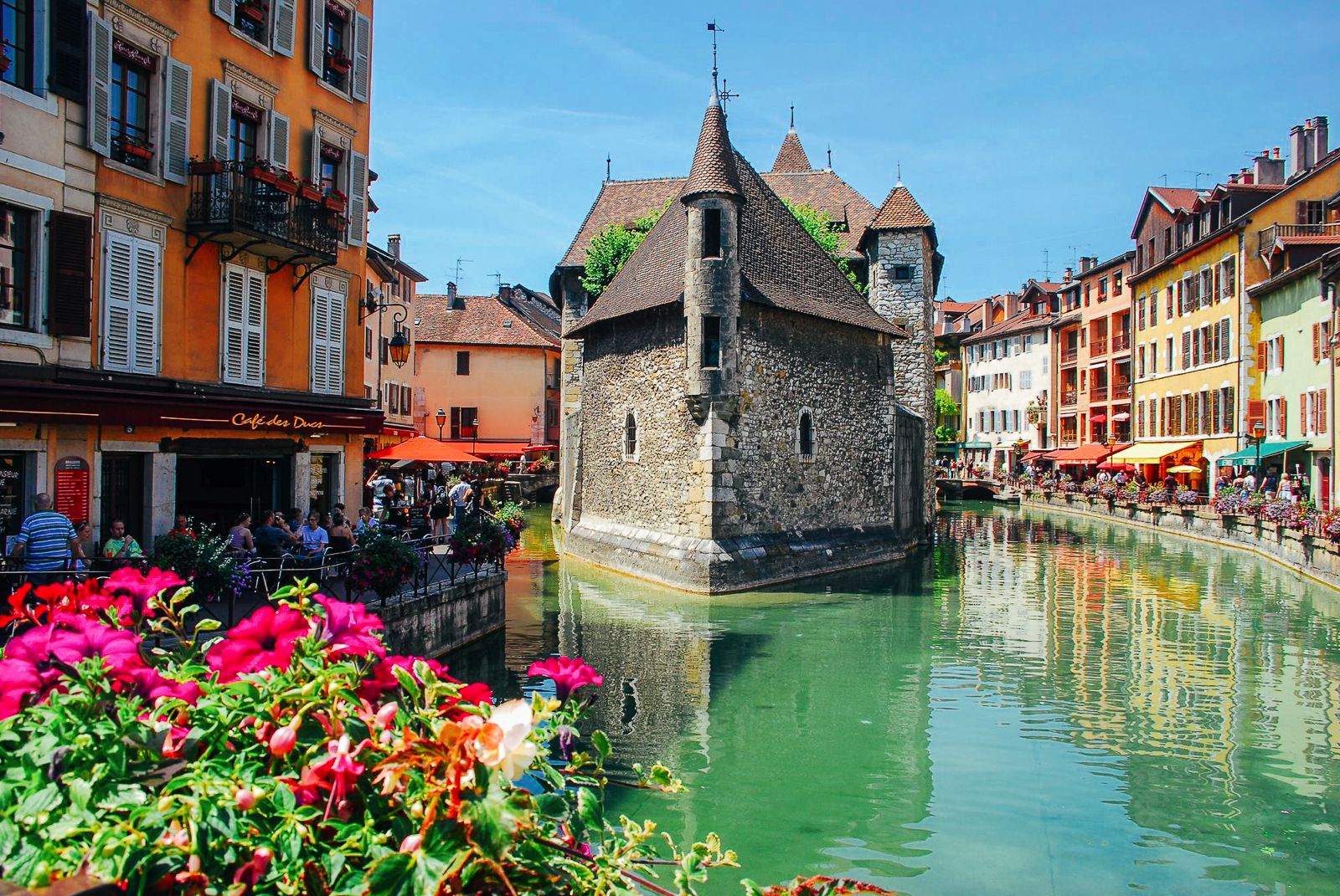 tours of annecy france