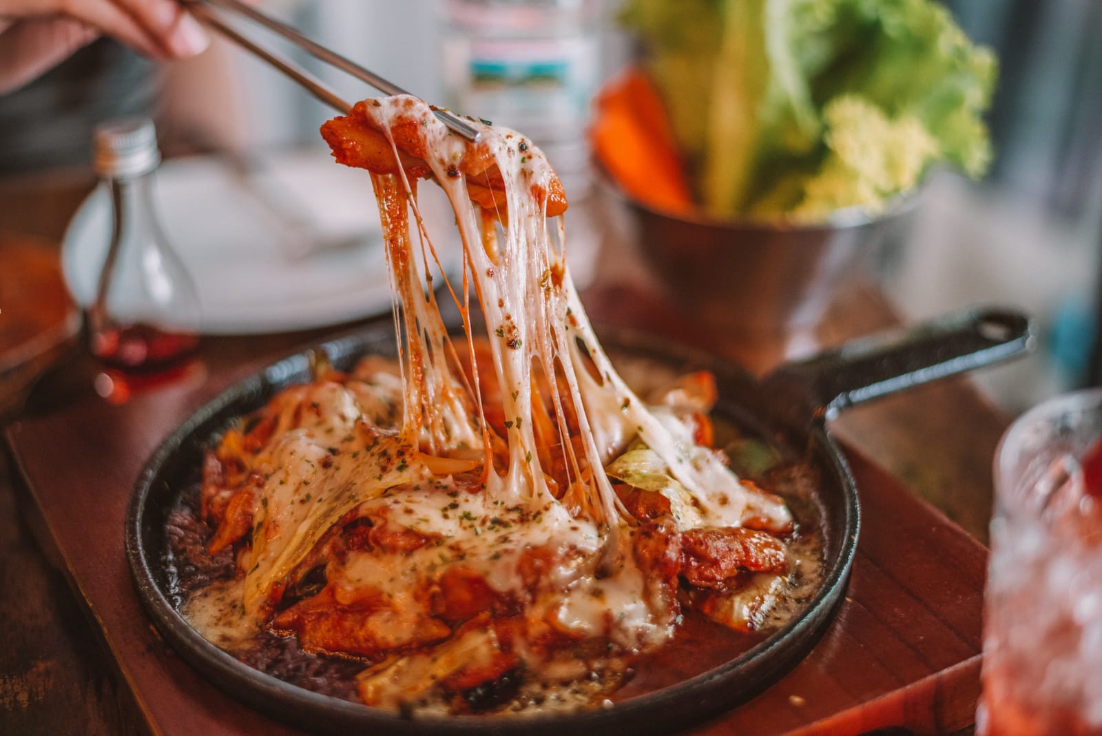 12-best-south-korean-food-and-dishes-to-try-hand-luggage-only