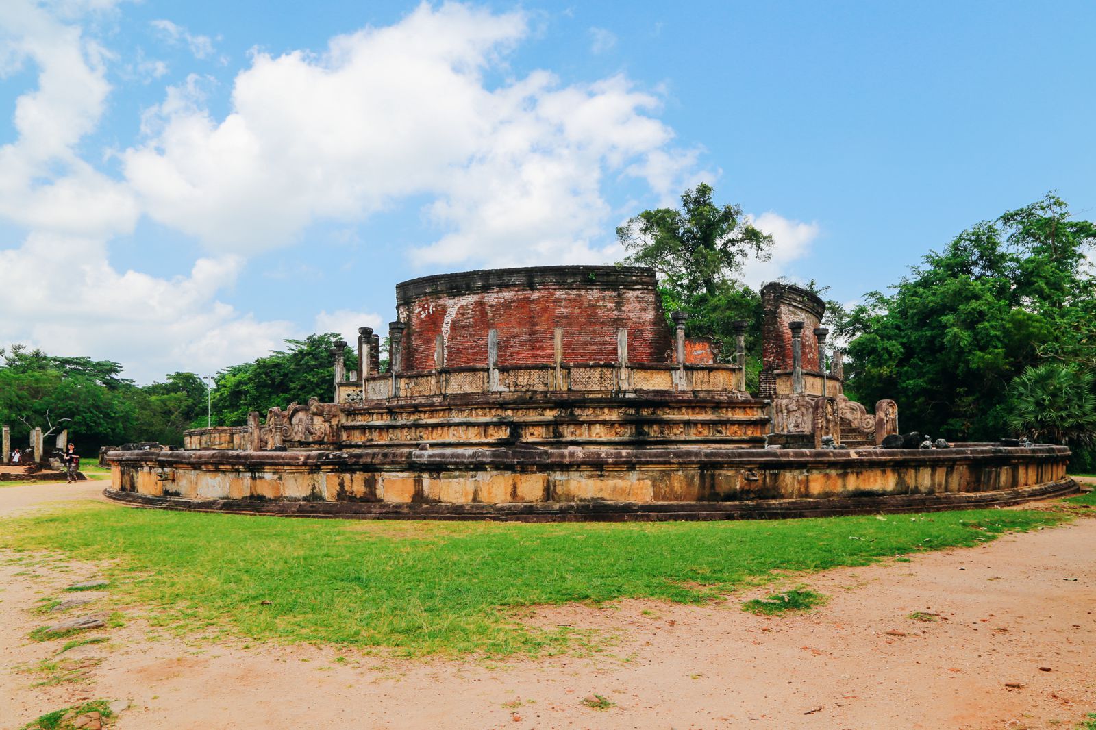 The Ancient City Of Polonnaruwa In Sri Lanka // Part 2 Of 2 - Hand ...