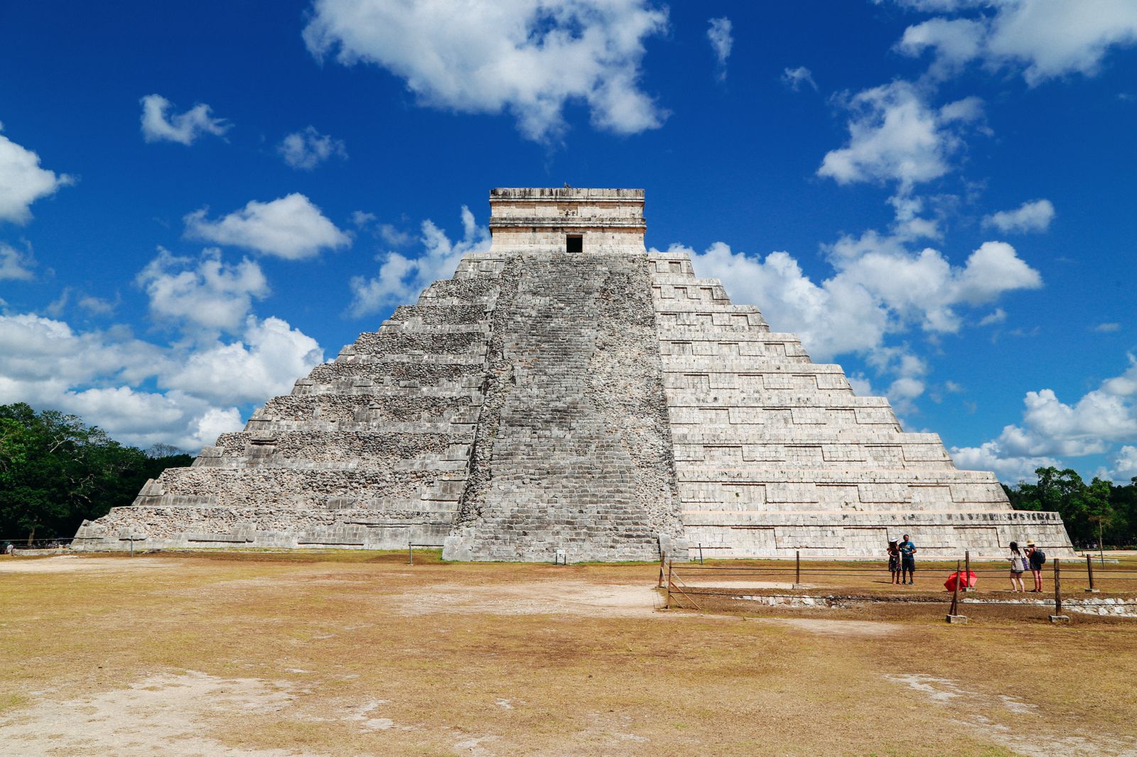 The Complete Guide To Visiting Cancun In Mexico - Hand Luggage Only ...