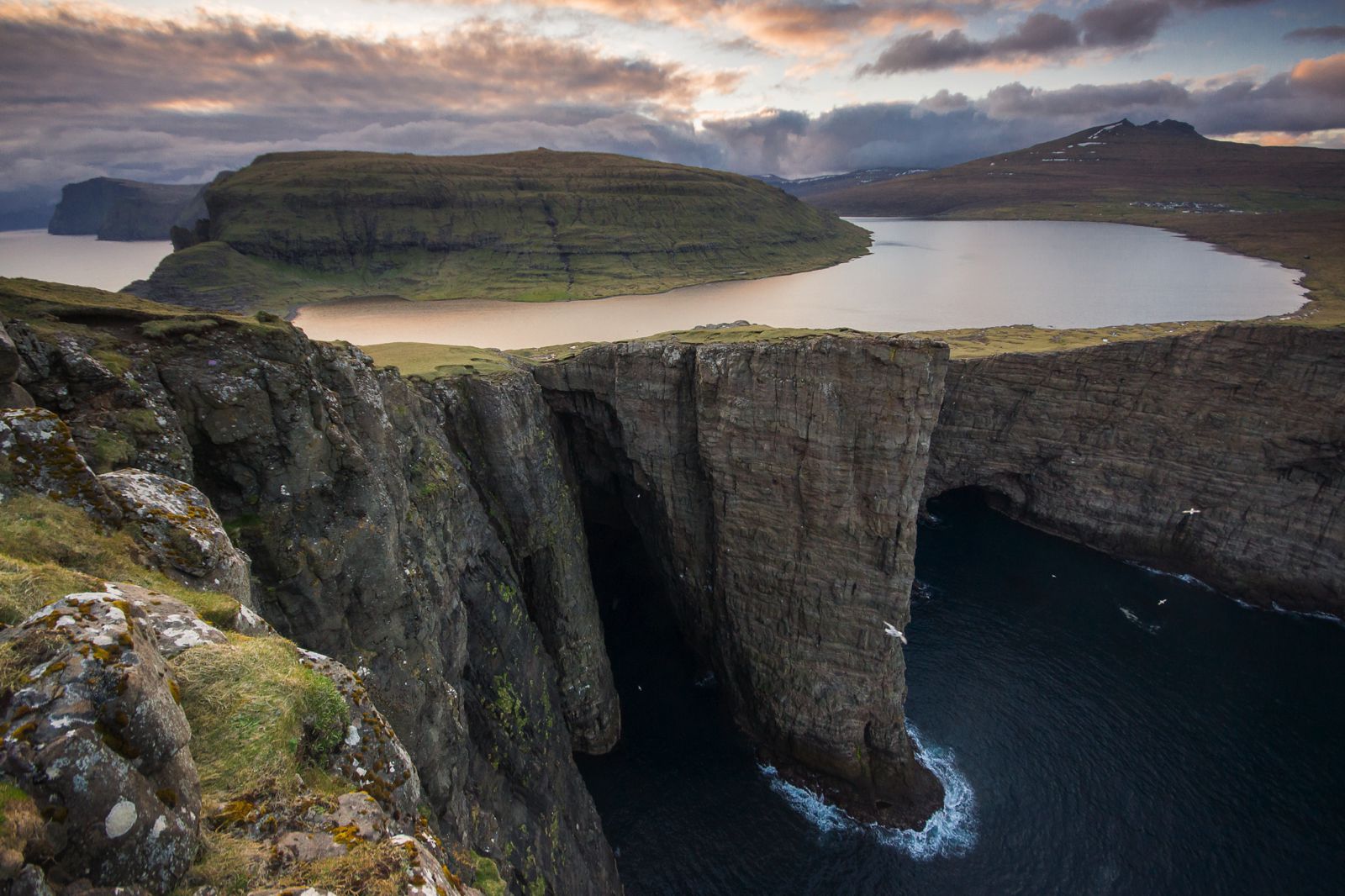 travel to faroe islands from uk