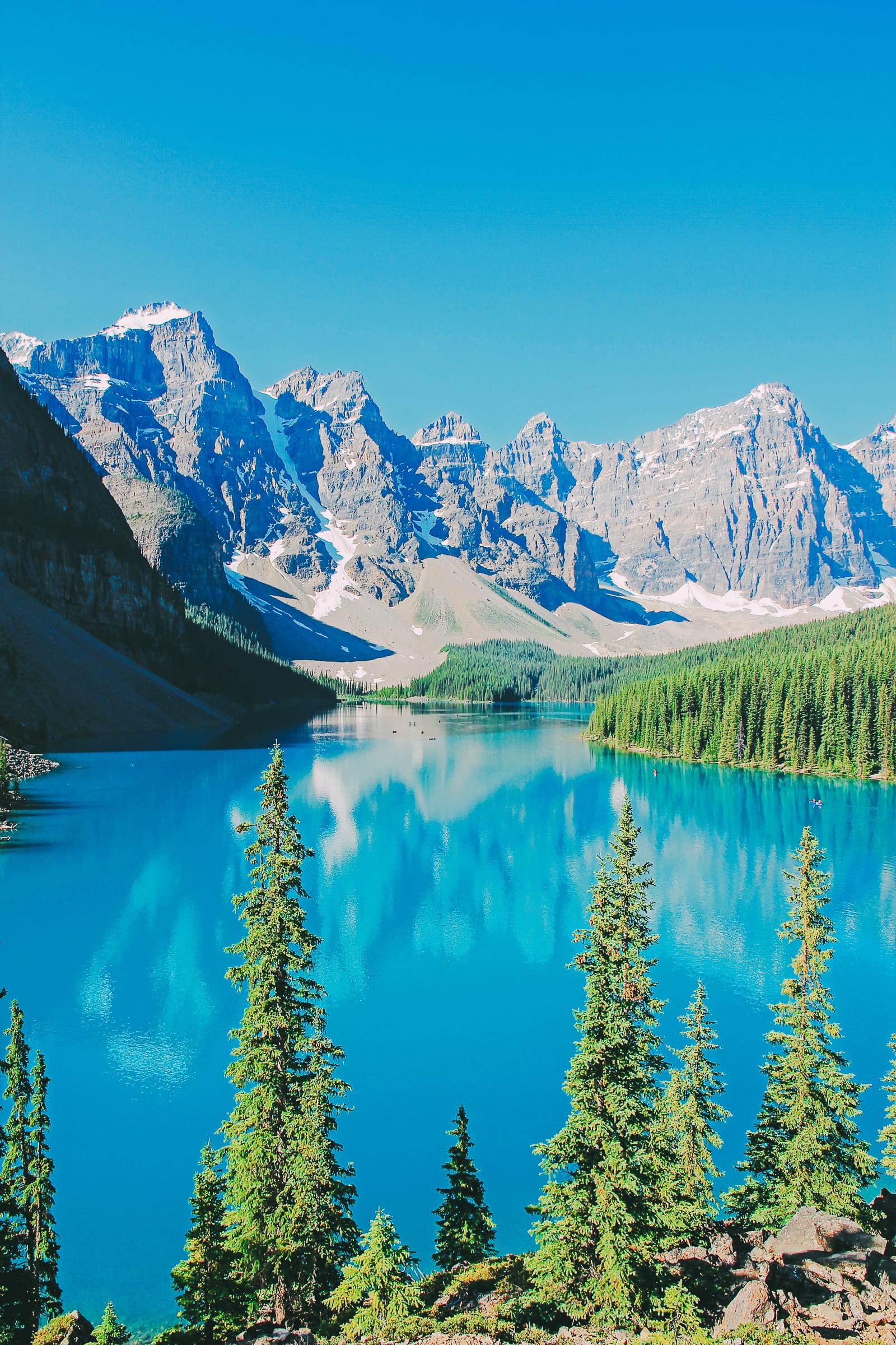 tourist spots in banff canada