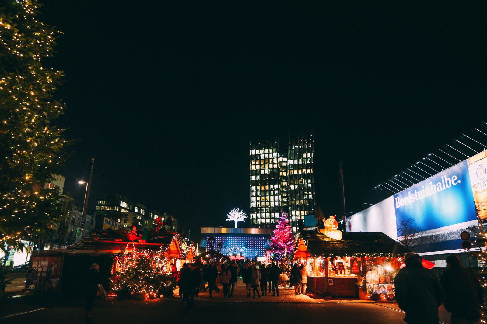 Exploring The Christmas Market In Hamburg, Germany - Hand Luggage Only ...