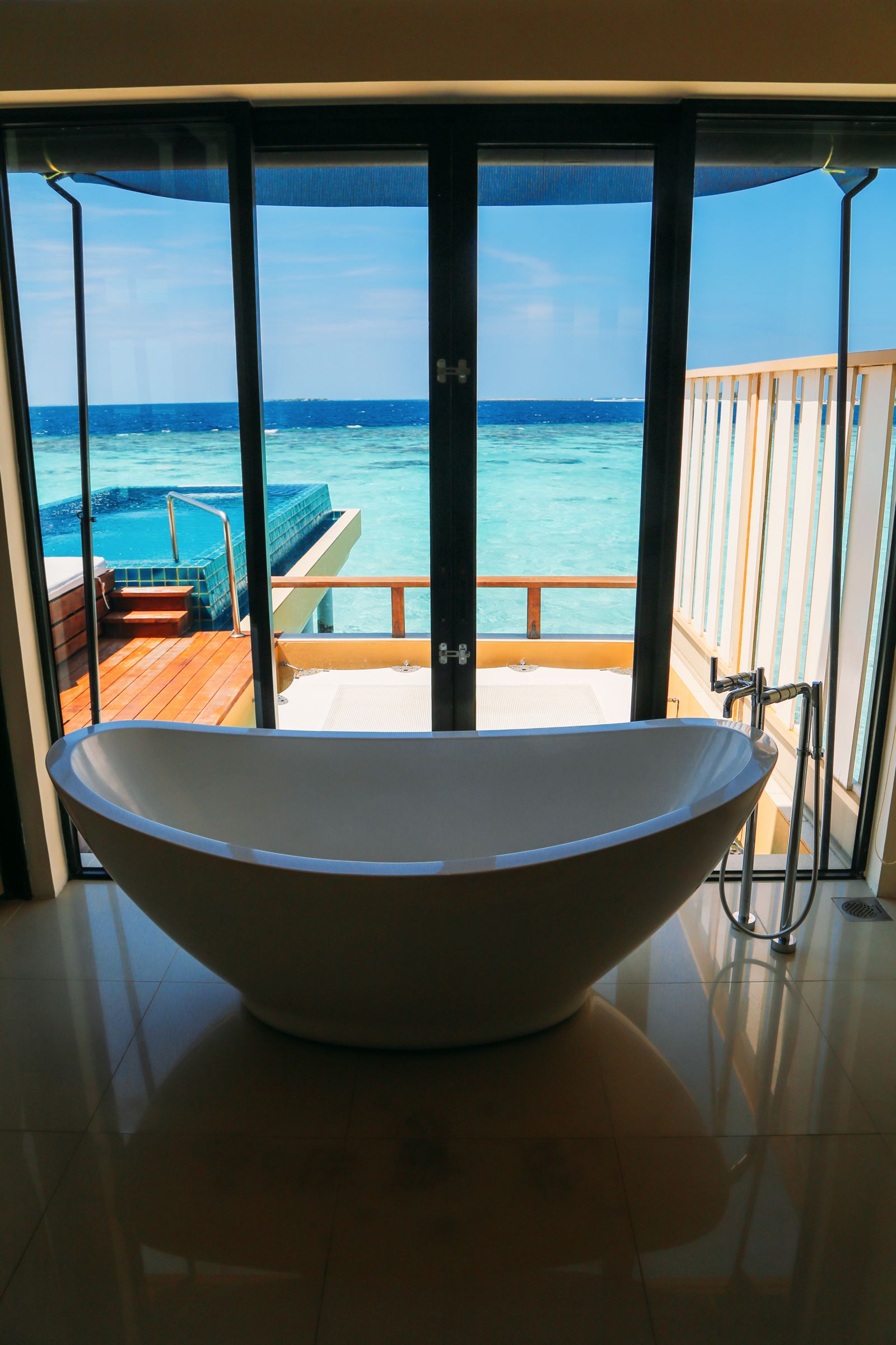 Angsana Velavaru - The Most Amazing In-Ocean Villas In The Maldives ...