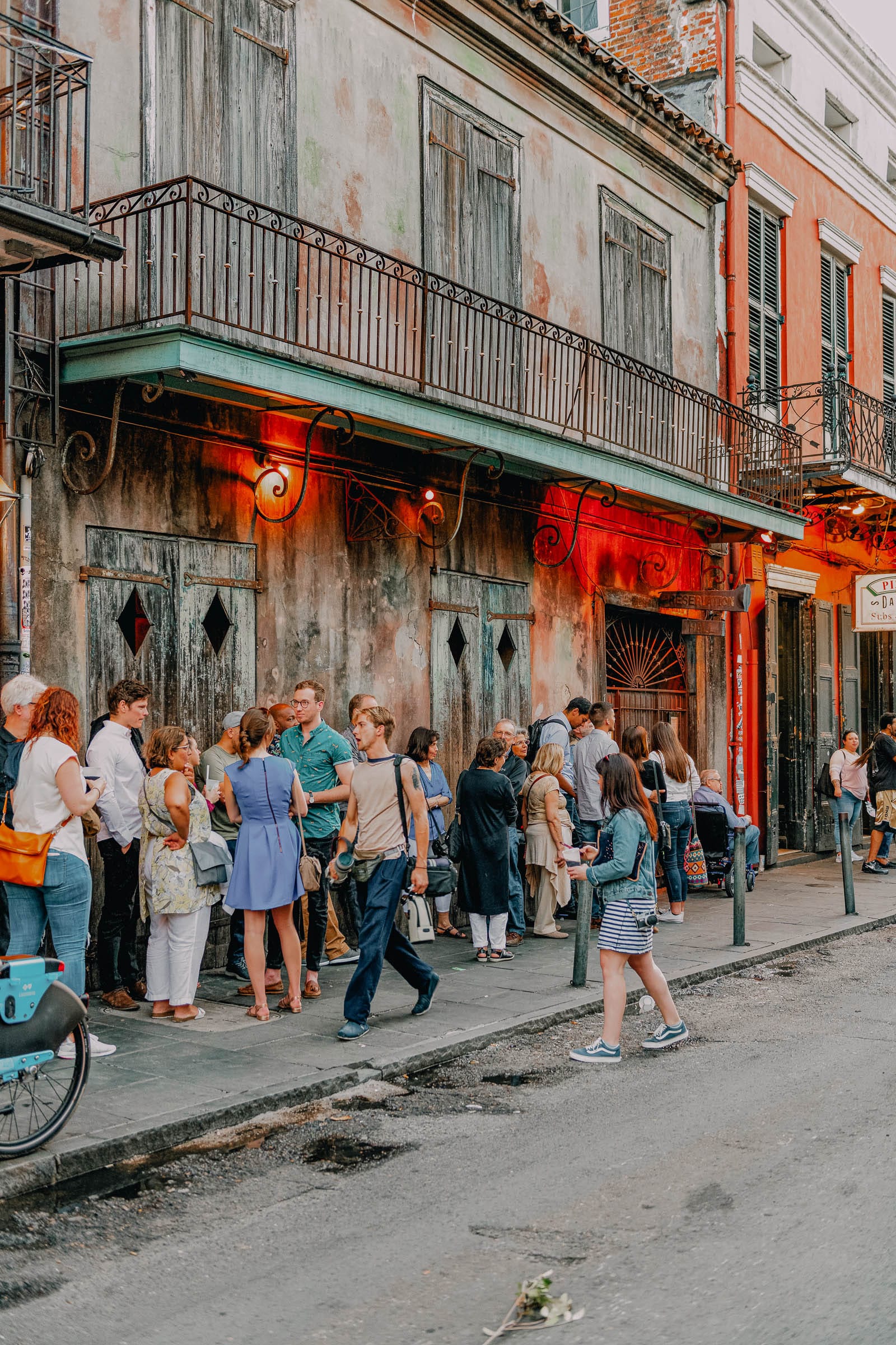 Visiting Preservation Hall In New Orleans - Hand Luggage Only - Travel,  Food & Photography Blog