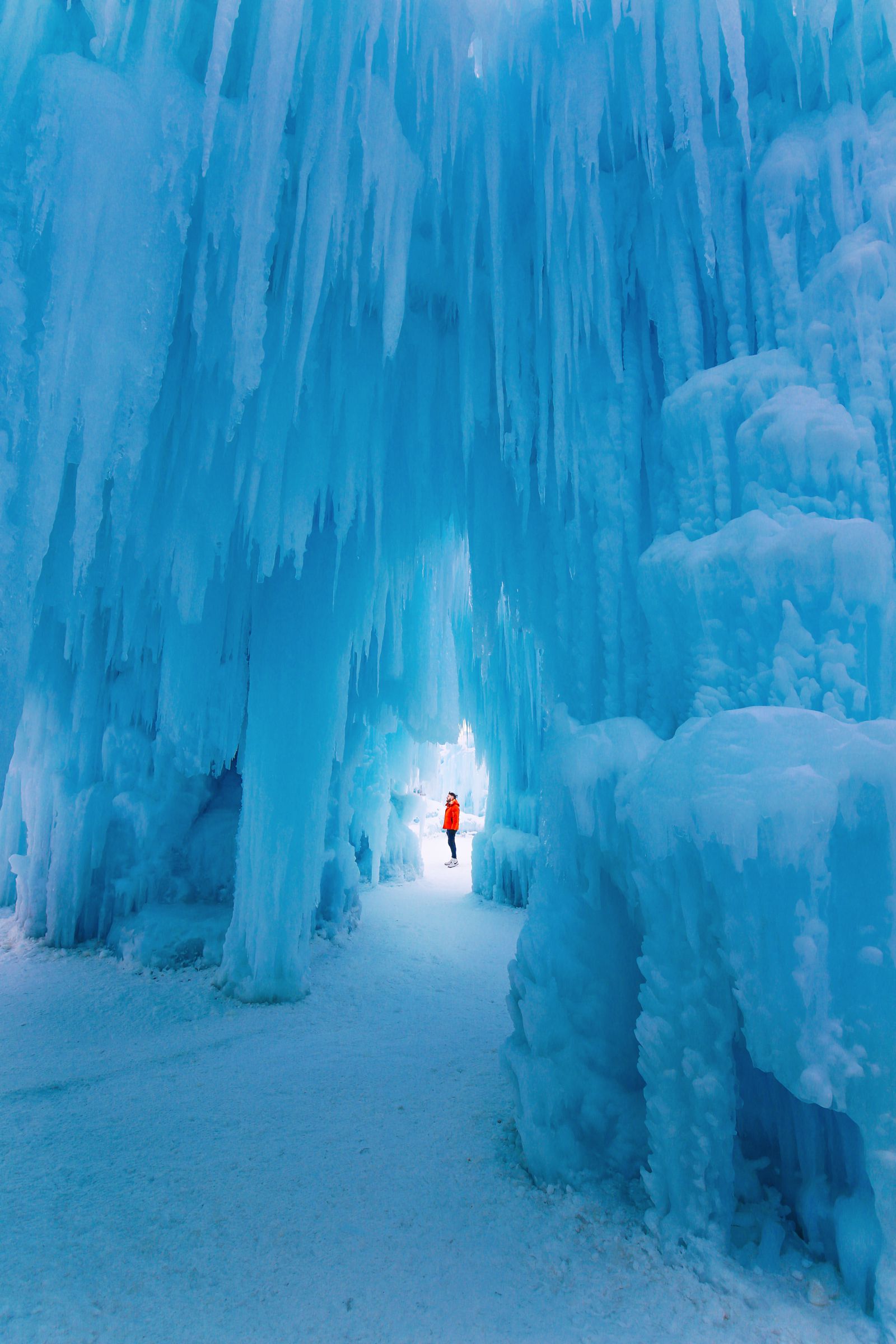 Fat Biking Across The Frozen River Valley To The Ice Castles Of Edmonton, Canada (44)