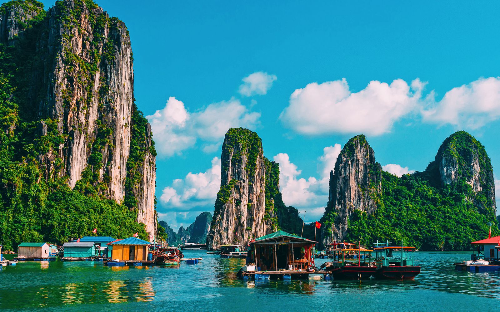 10 Fantastic Places You Need to Visit In Asia (And Why)! Hand Luggage