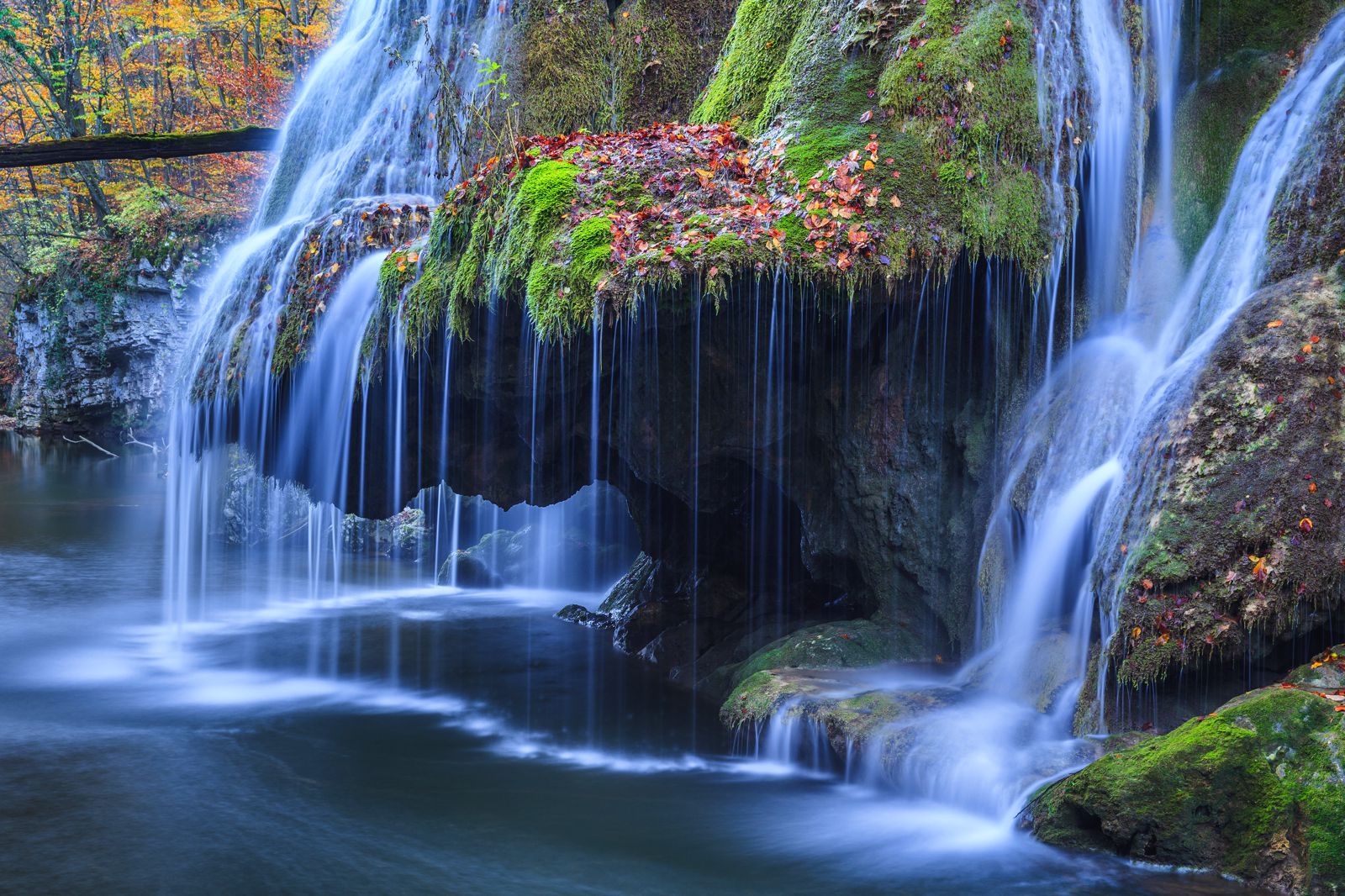 10 Amazing Waterfalls Around The World You Need To See Hand Luggage Only Travel Food