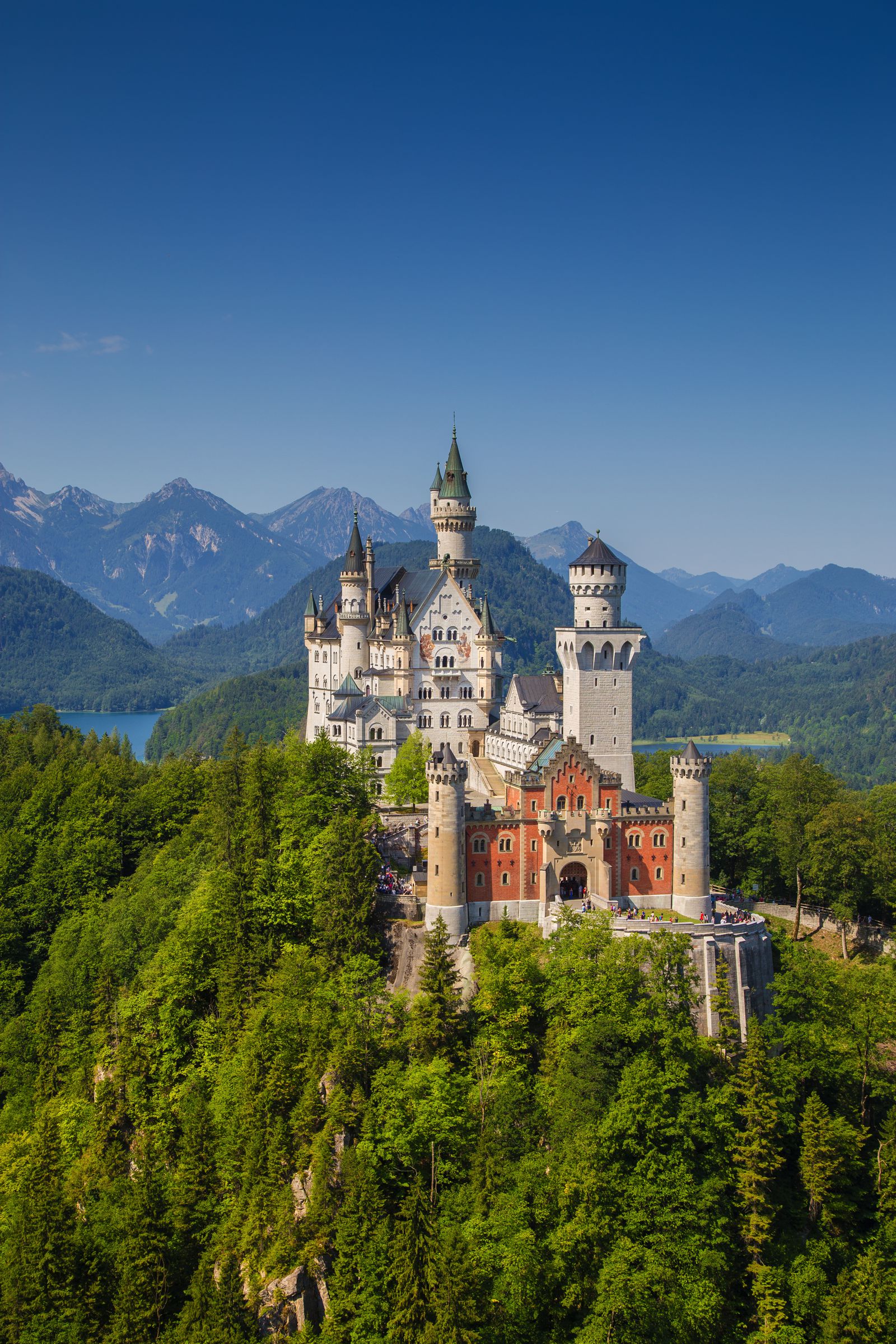 This country has the most castles in Europe