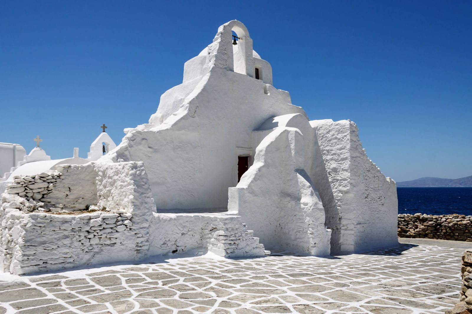 The Complete Guide On Things To See, Do And Eat In Mykonos, Greece (14)