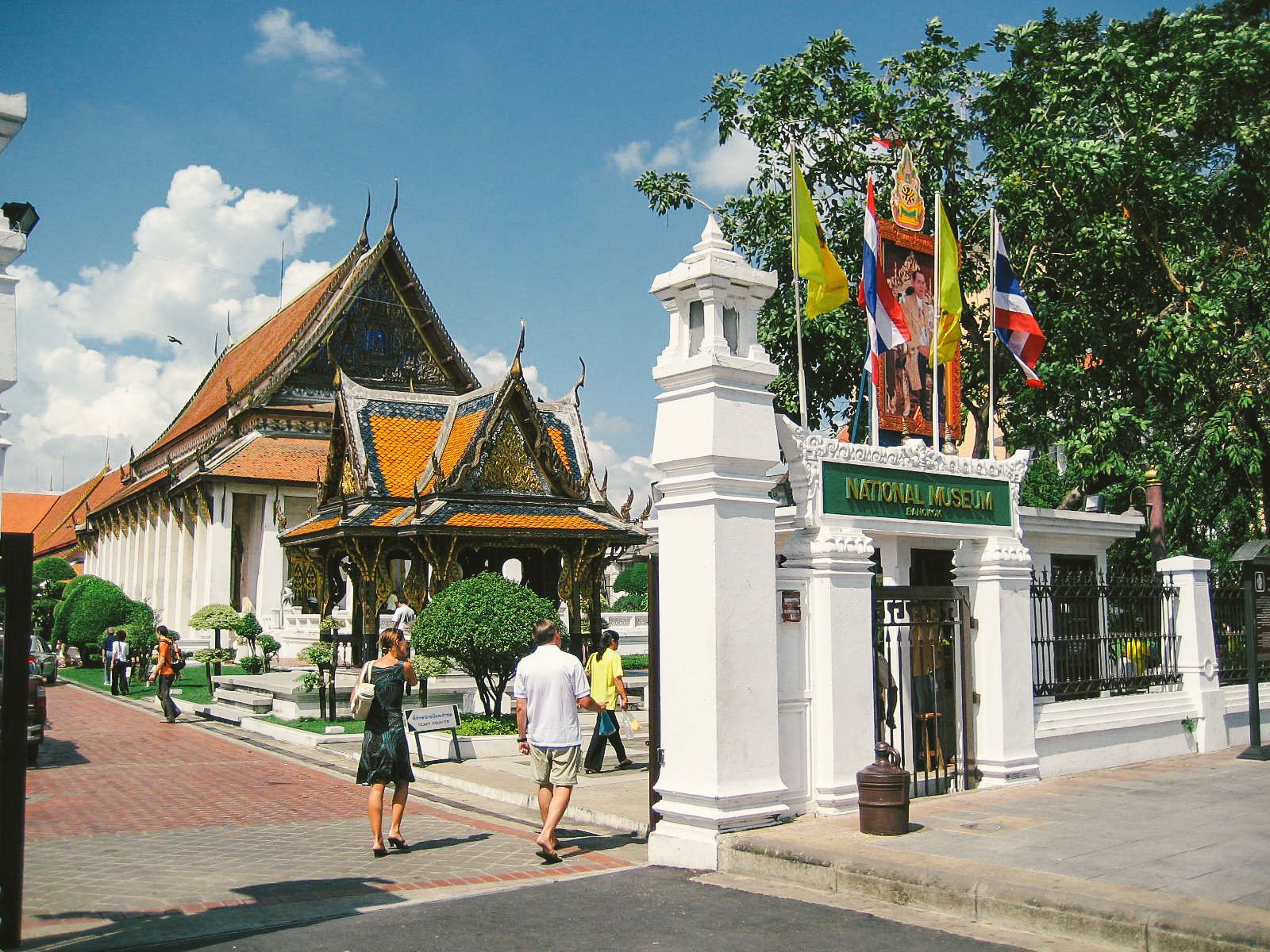 11 Amazing Places And Things You Need To See In Bangkok, Thailand (8)