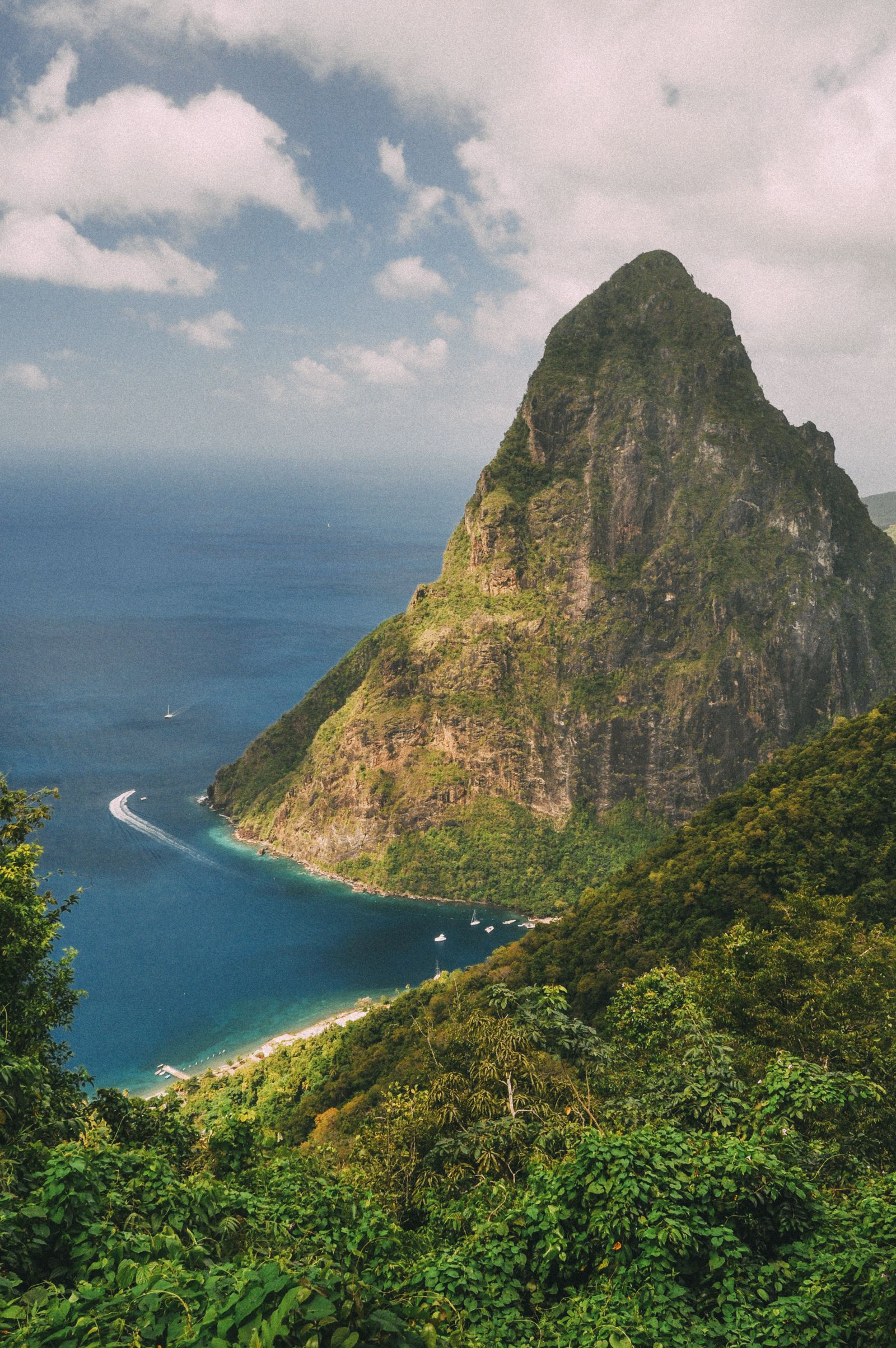 11 Fantastic Places To Visit In The Caribbean Island Of St Lucia (4)