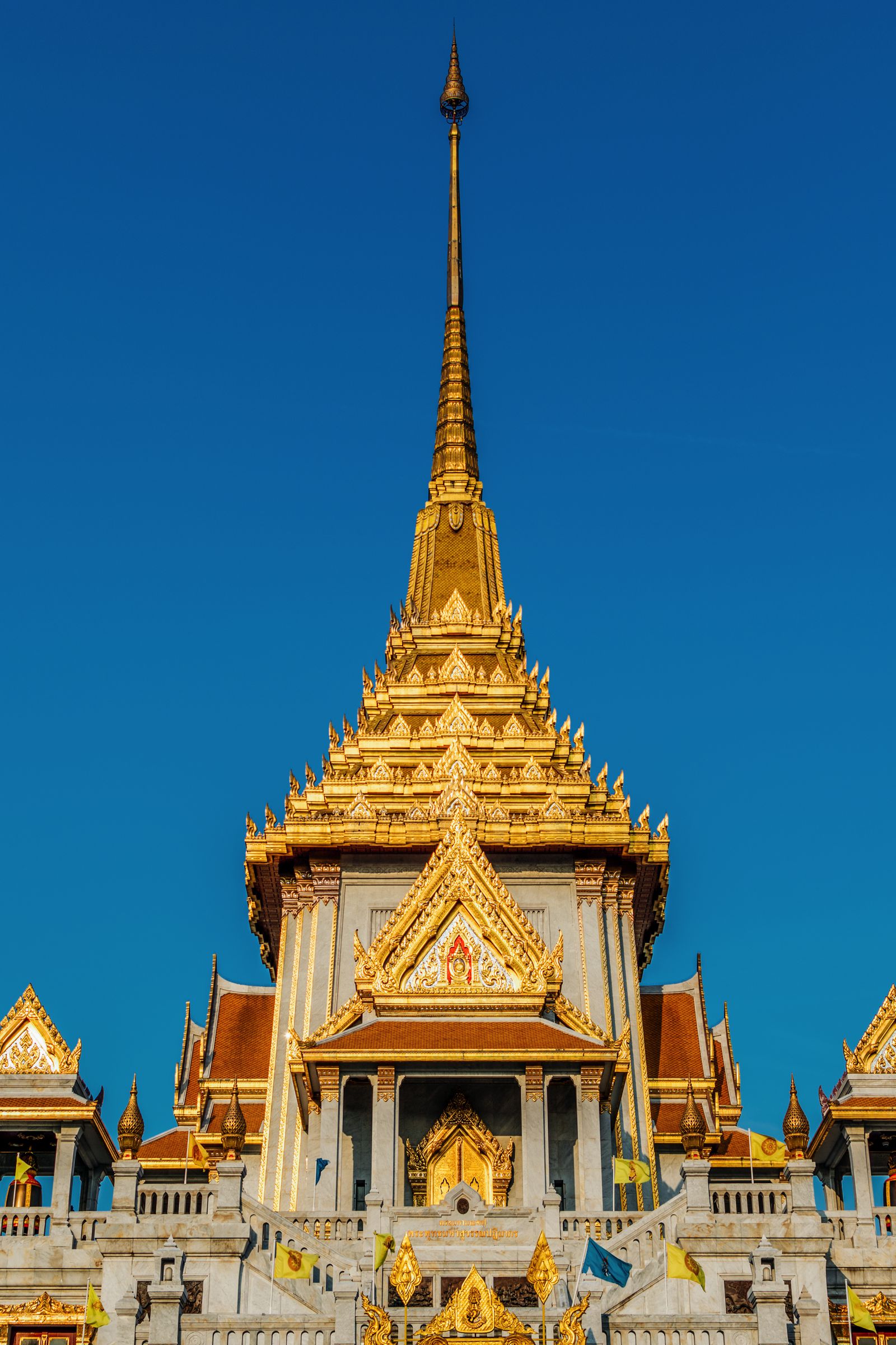 11 Amazing Places And Things You Need To See In Bangkok, Thailand (3)