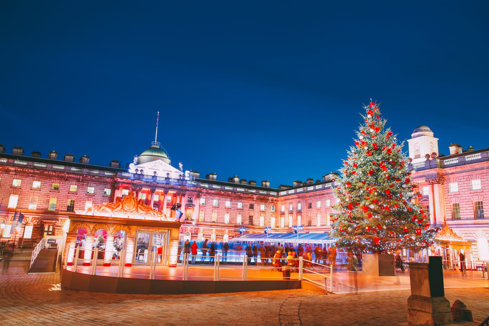 christmas travel uk