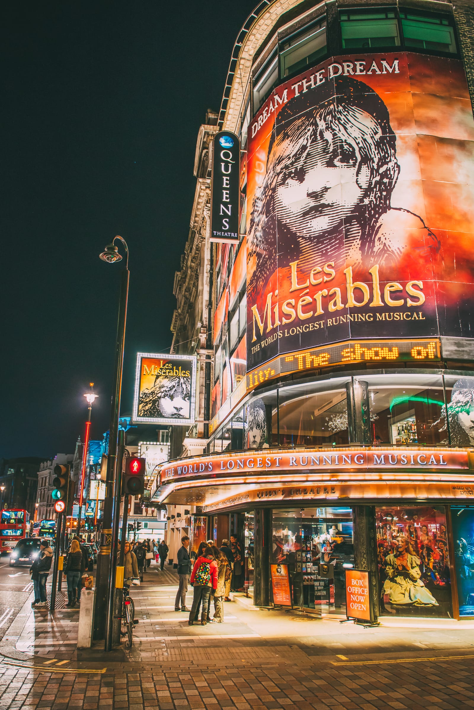 the-17-best-west-end-theatre-shows-in-london-to-see-hand-luggage-only