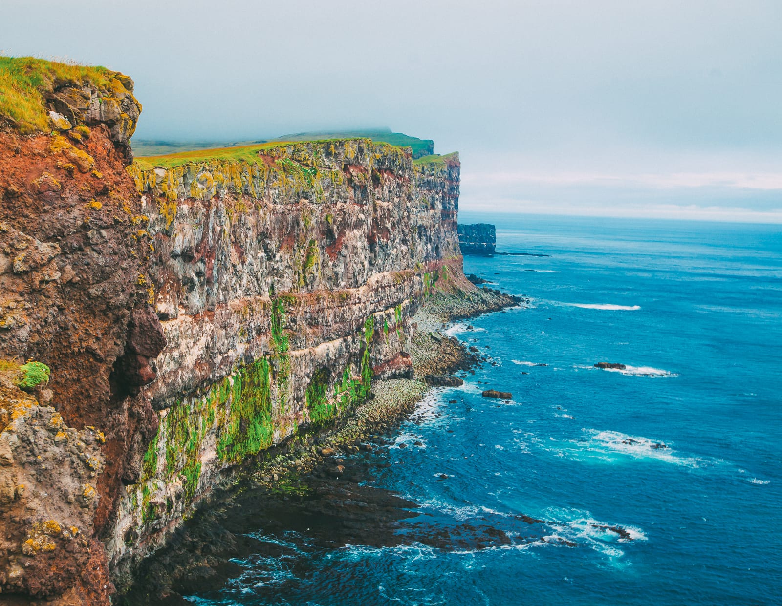 The 12 Best Hikes In Iceland You Have To Experience - Hand Luggage Only 