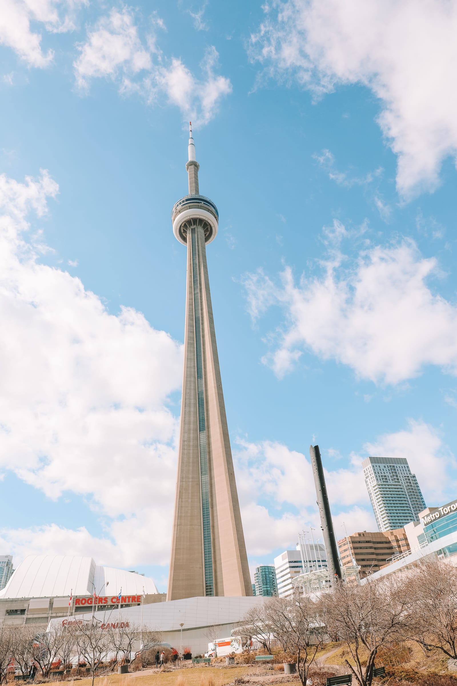 10 Best Things To Do In Toronto, Canada - Hand Luggage Only - Travel 