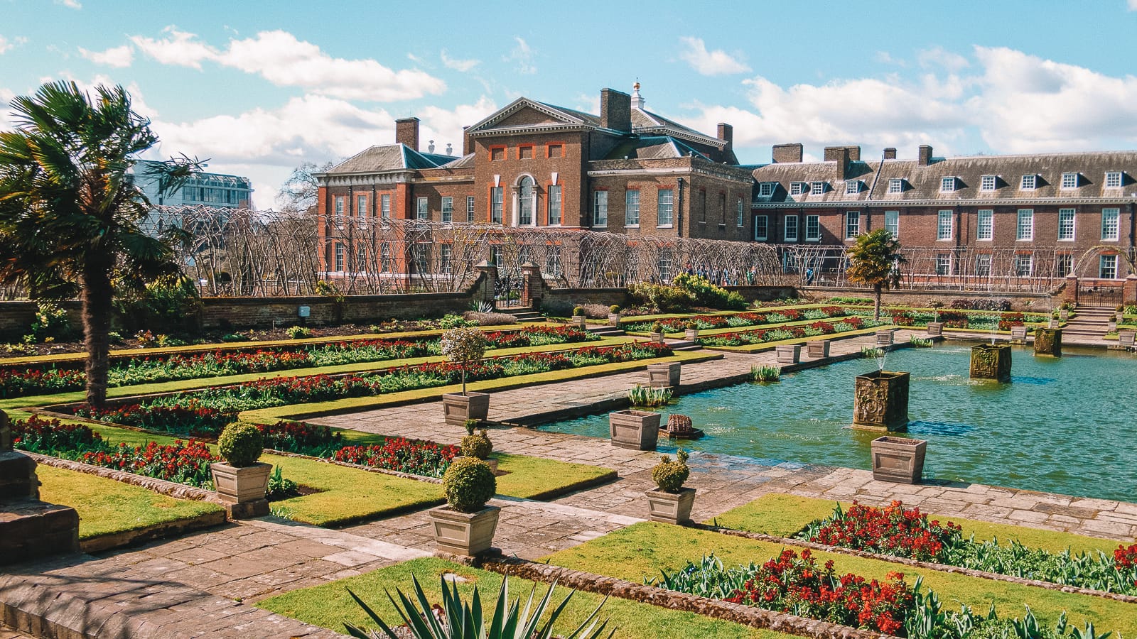 10 Beautiful Palaces In London You Have To Visit Hand - 