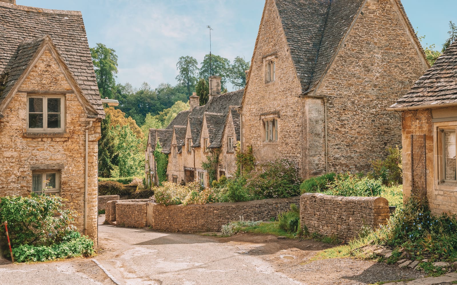 14 Best Places In The Cotswolds You Should Visit Hand Luggage Only