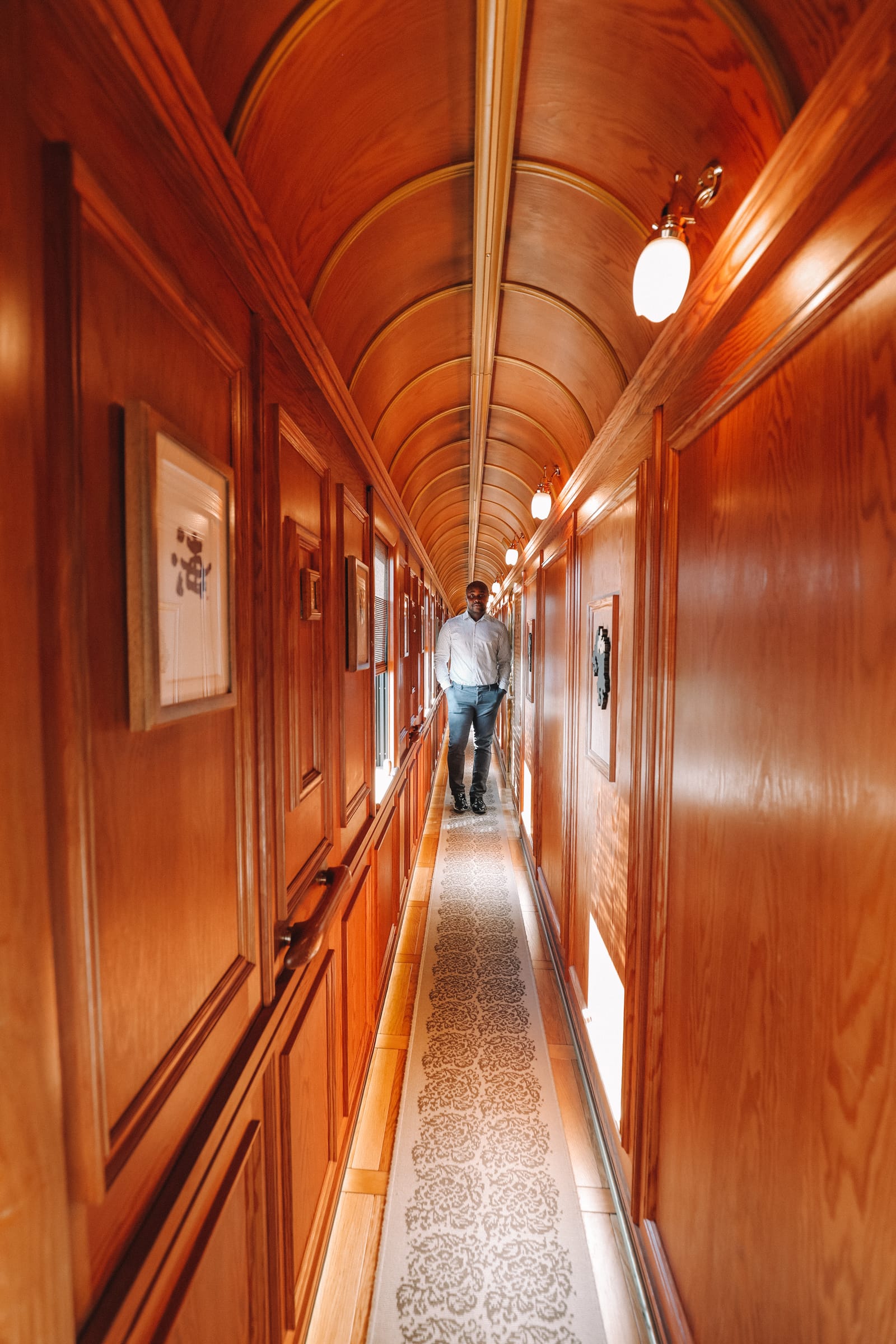 seven-stars-in-kyushu-one-of-the-most-luxurious-train-journeys-in-the