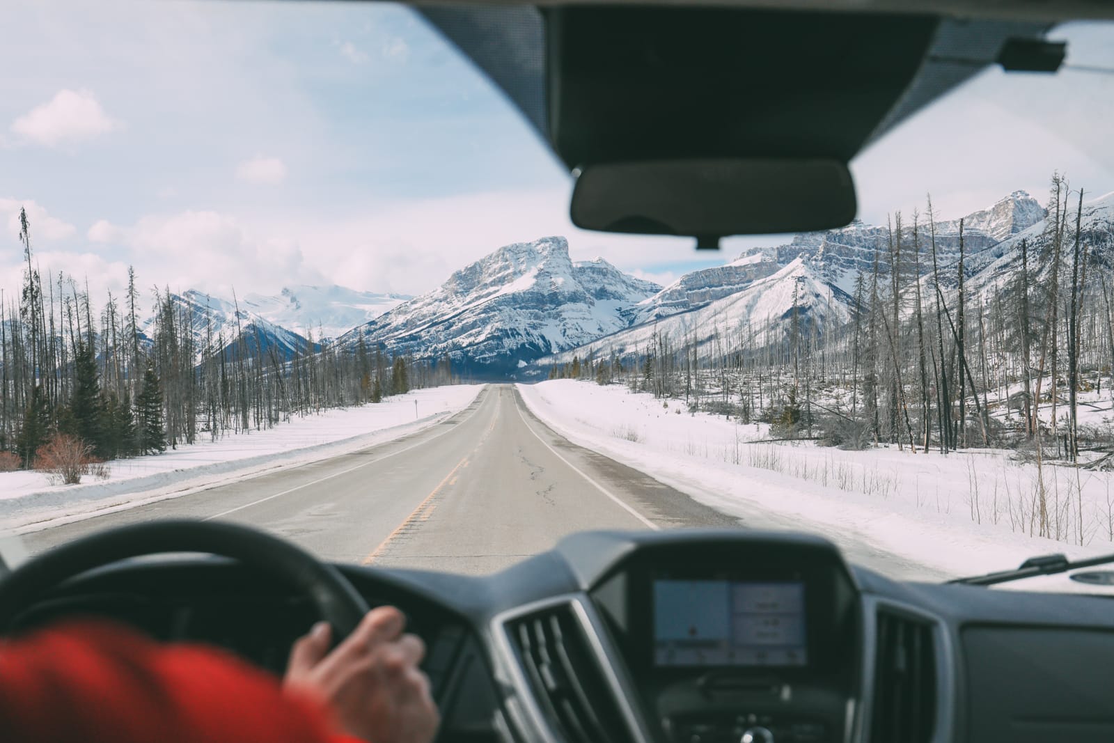 Driving Canada's Epic Icefields Parkway And Finding The Frozen Bubbles Of Abraham Lake (50)