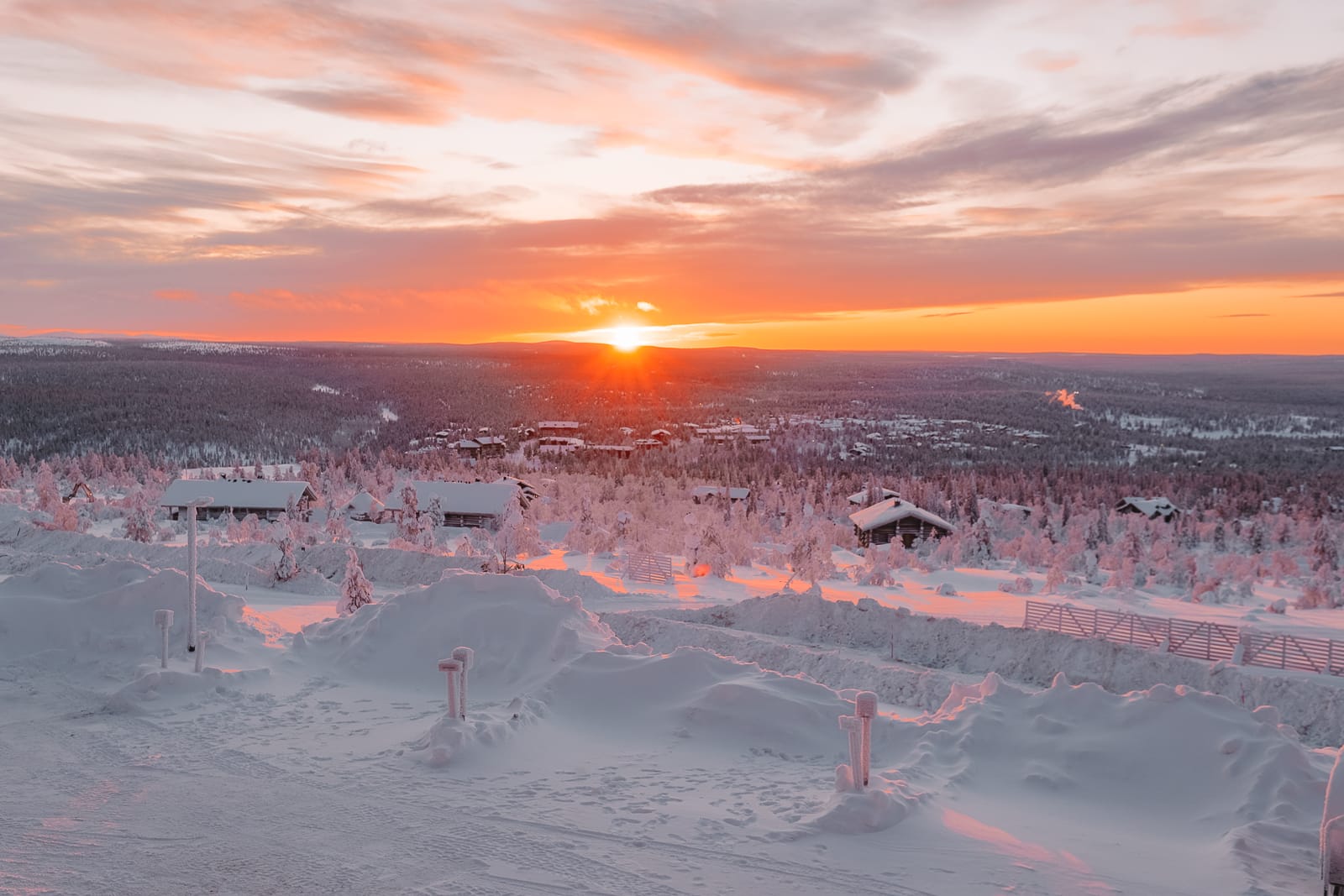 The Northern Lights Village And Star Arctic... In Lapland, Finland (33)