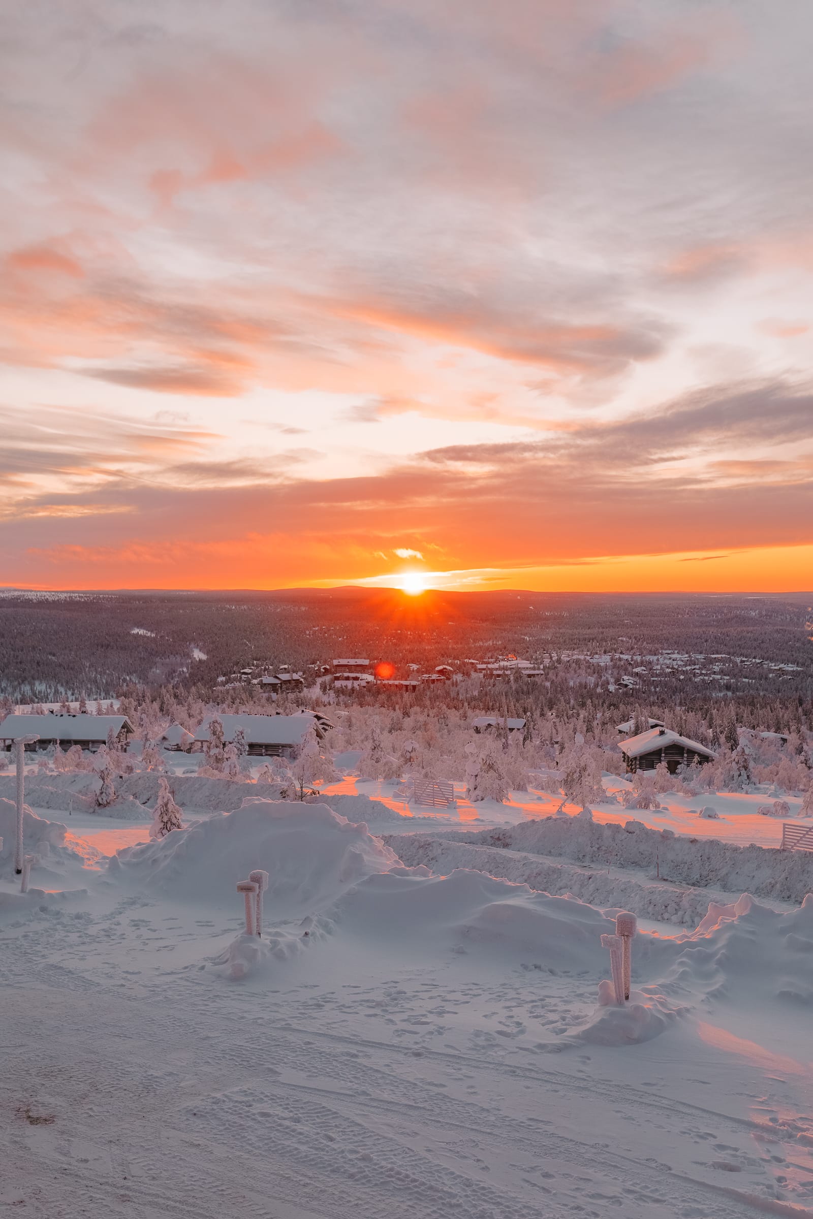 The Northern Lights Village And Star Arctic... In Lapland, Finland (34)