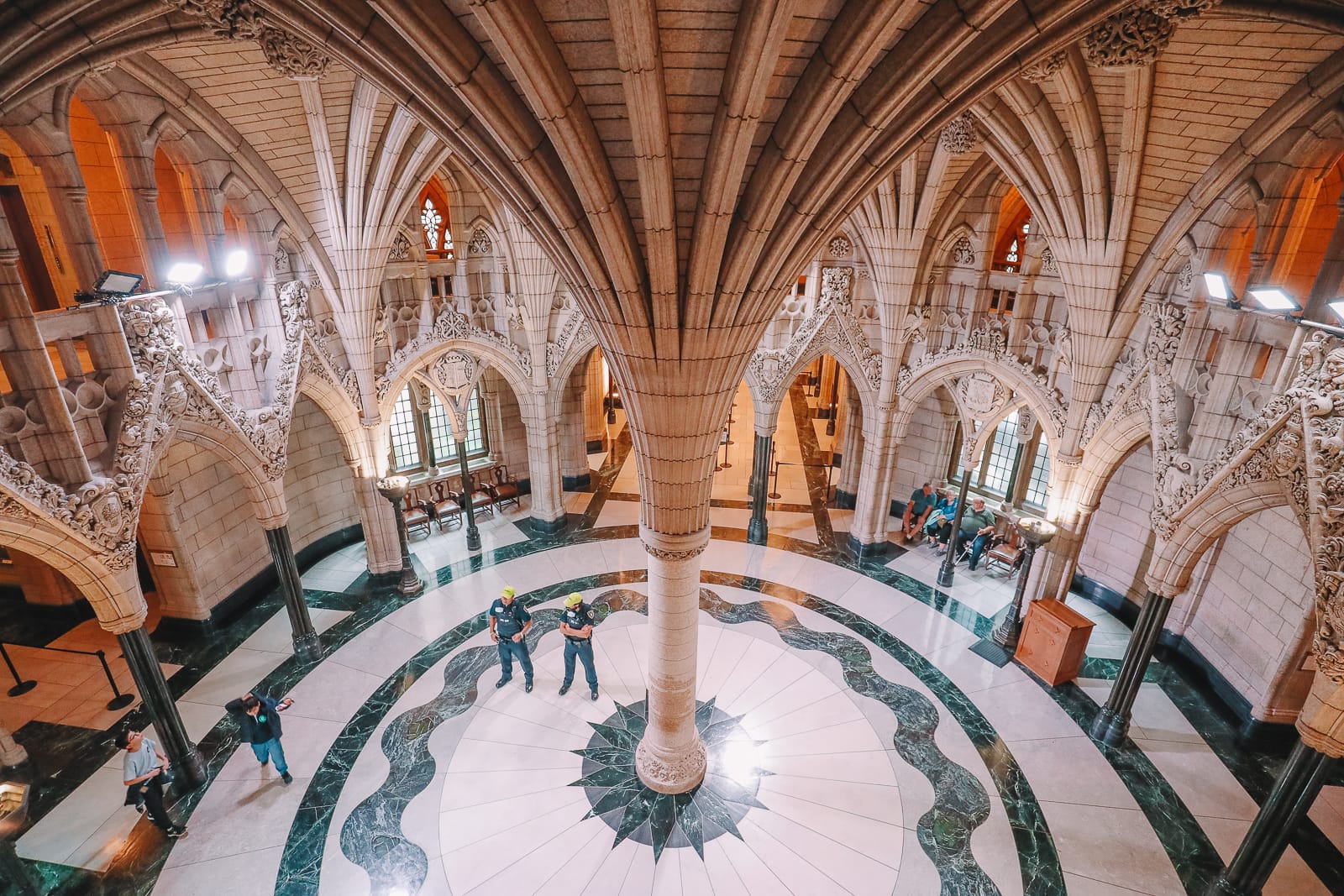 Visiting The Parliament Of Canada (29)