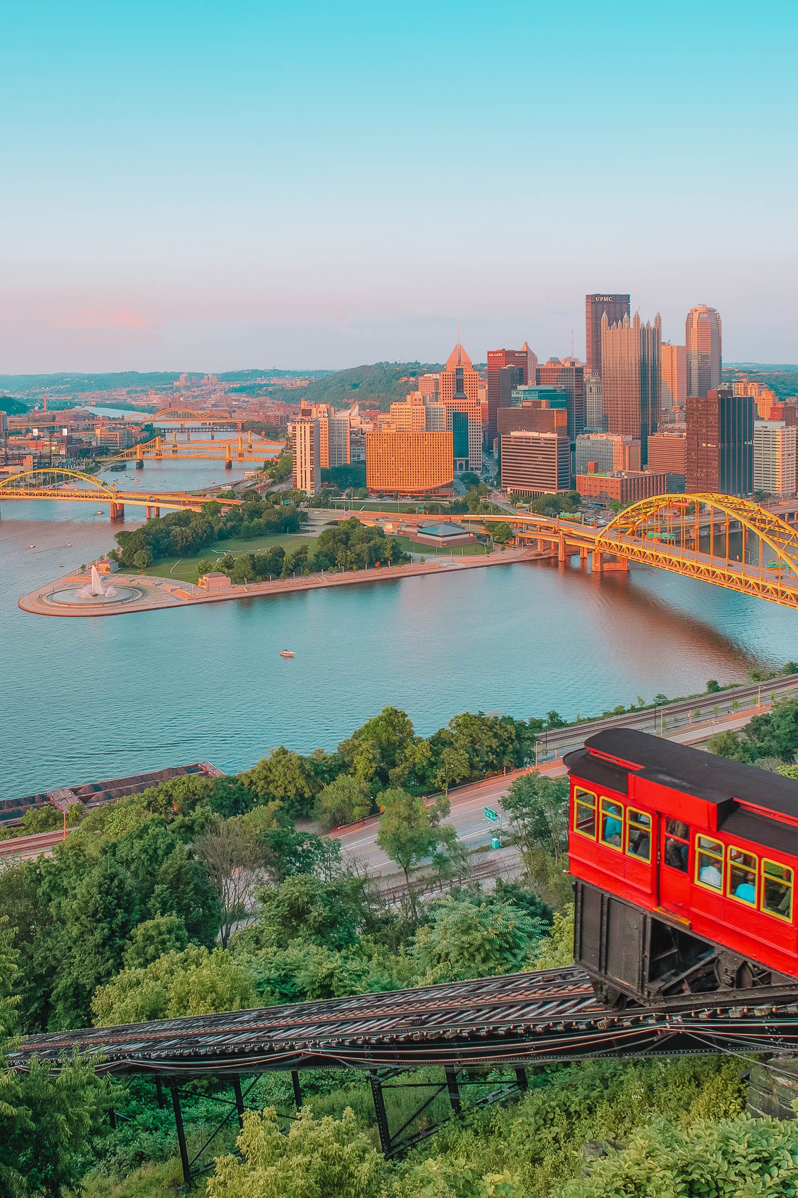 Tasty Places to Eat and Fun Things to Do in Pittsburgh PA